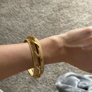 Elegant Gold 1960’s Chain Bangle Bracelet